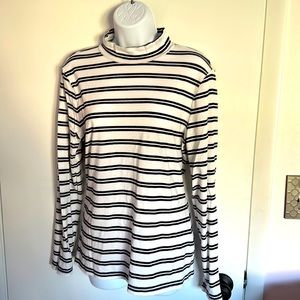 Banana Republic long sleeve top
